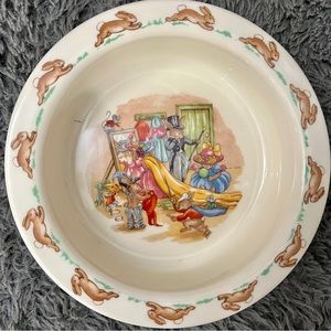 Royal Doulton 1936 Child's Bowl English Fine Bone China 6.25"D (top)